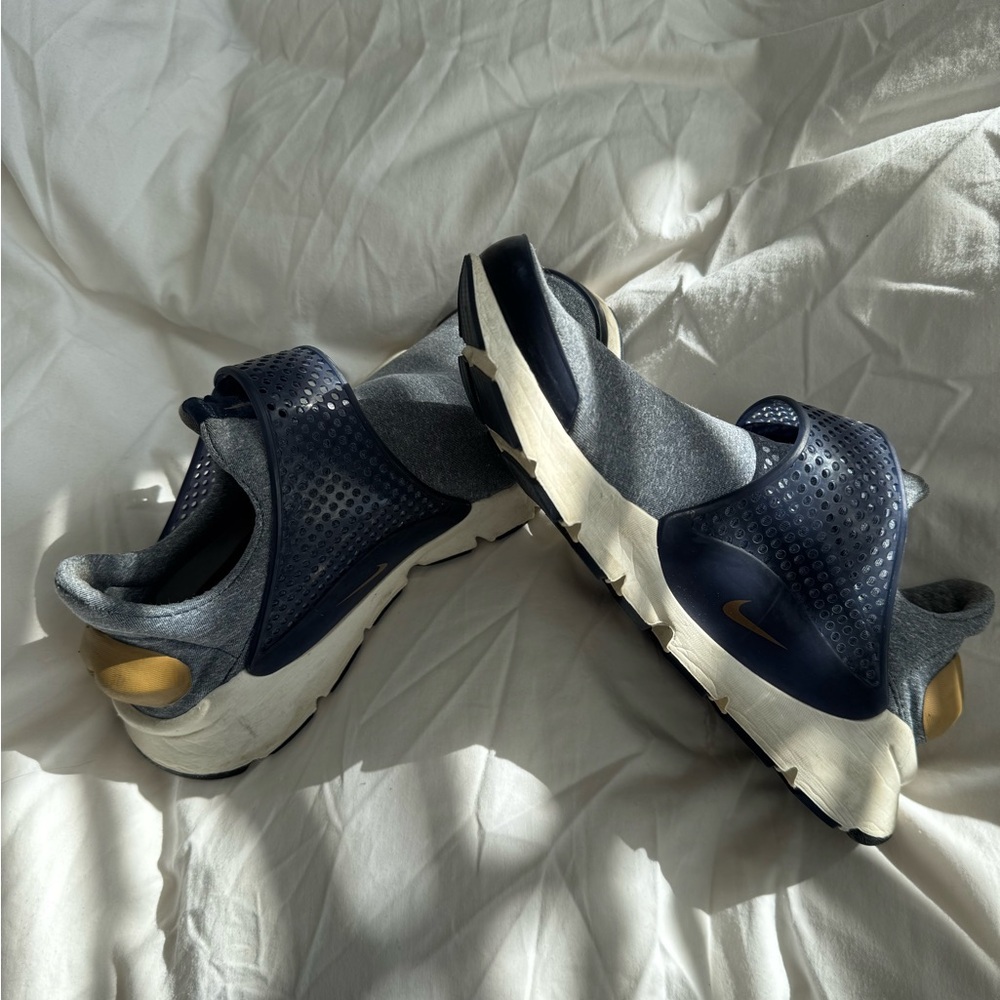 Nike Women's Navy and Gold Slip-On Sneakers